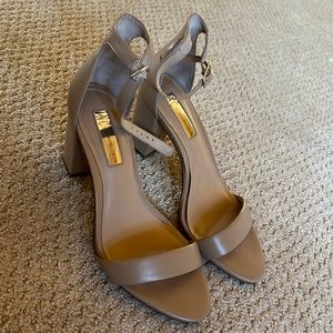 ⭐️ INC International Concepts heels size 7
